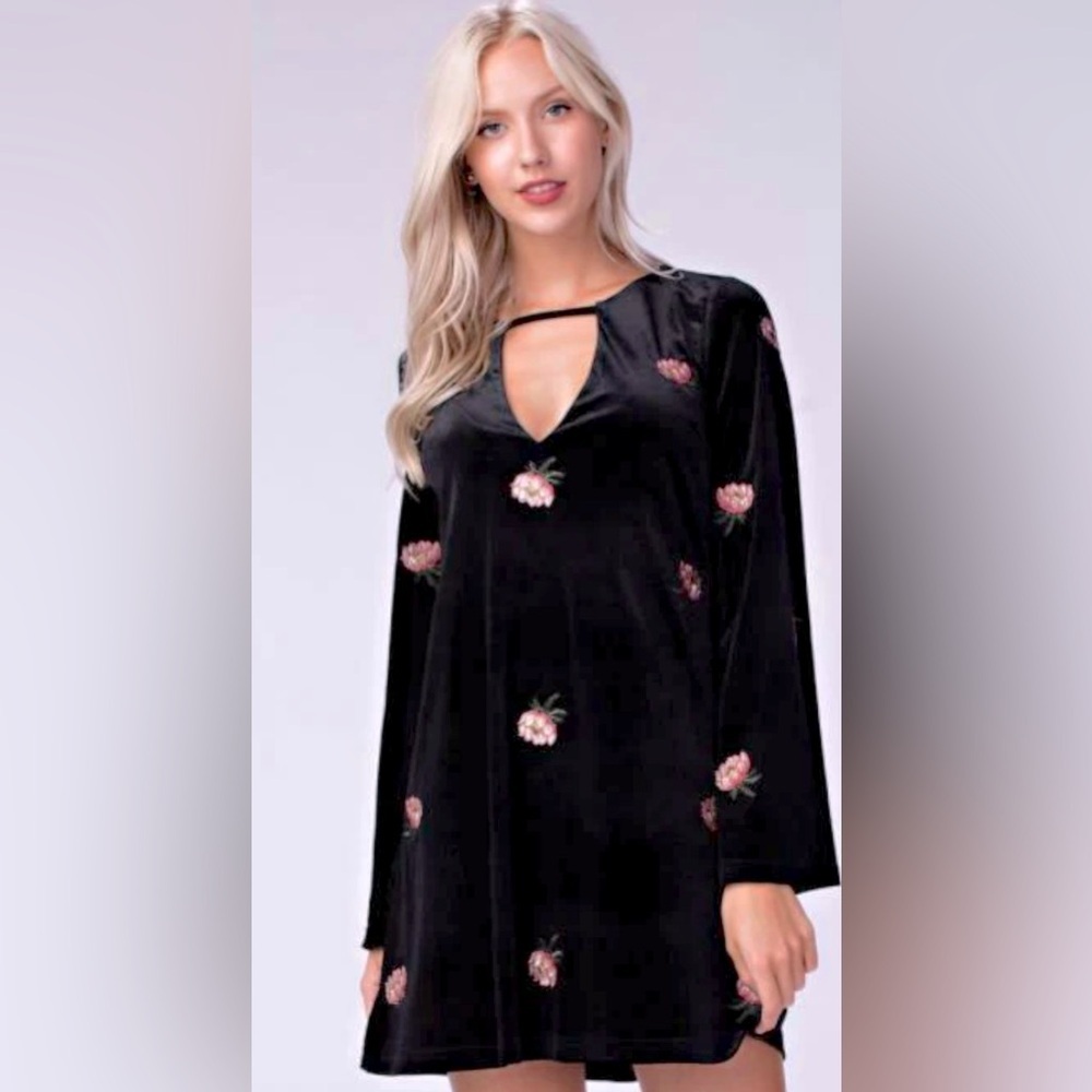 Honey Belle Black Floral Velvet Shift Dress
